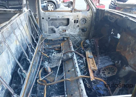 1997 Ford F-250 Xl z USA, uszkodzony, nr VIN 3FTHF26H0VMA66451